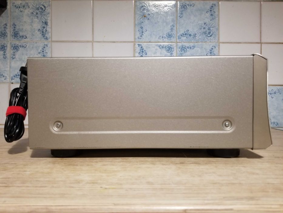 Топовый ресивер Onkyo TX-SR702E THX Select / 7x100Вт  (FTC)/  S/N 106дБ / 0.008%THD /  10Гц-100кГц