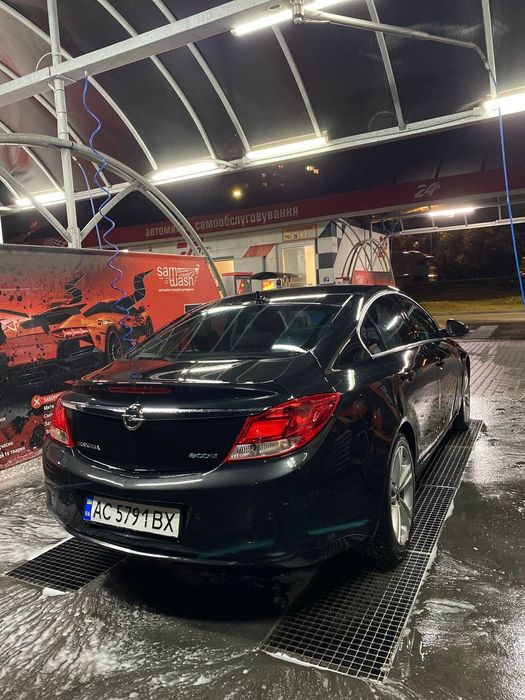 Авто Opel Insignia 2010 р