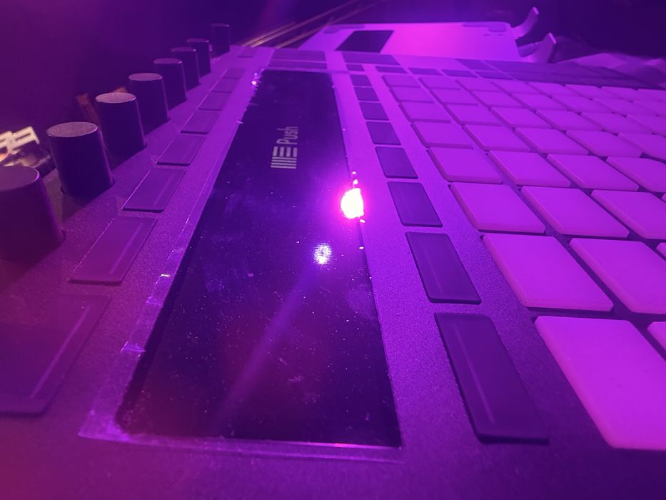 Ableton Push 2 com decksaver