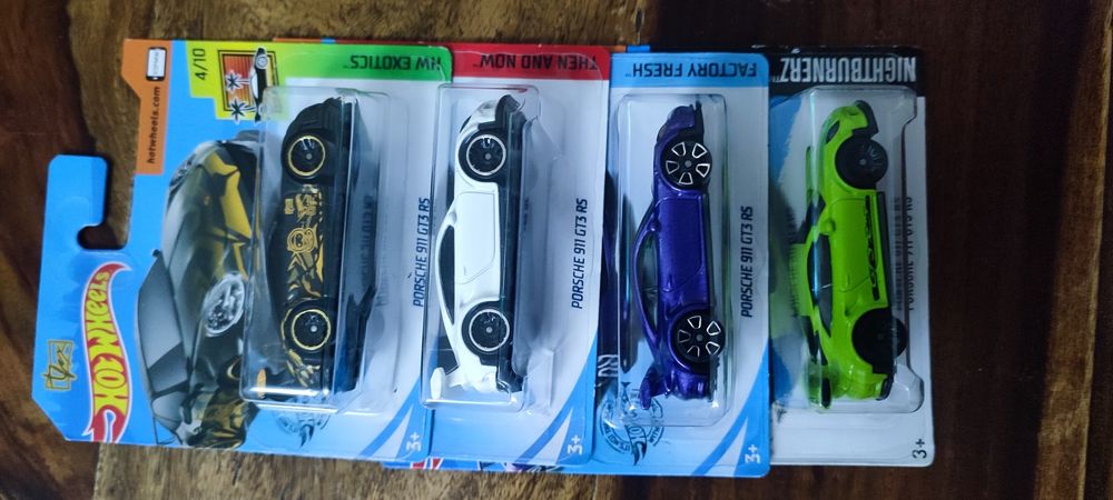 Hot Wheels Porsche64751023616771121
