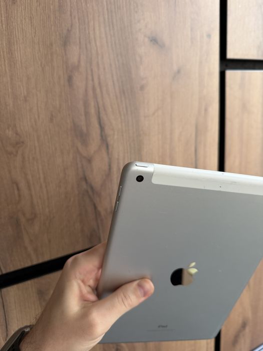 Apple iPad 6 2018 128gb Wi-Fi + LTE