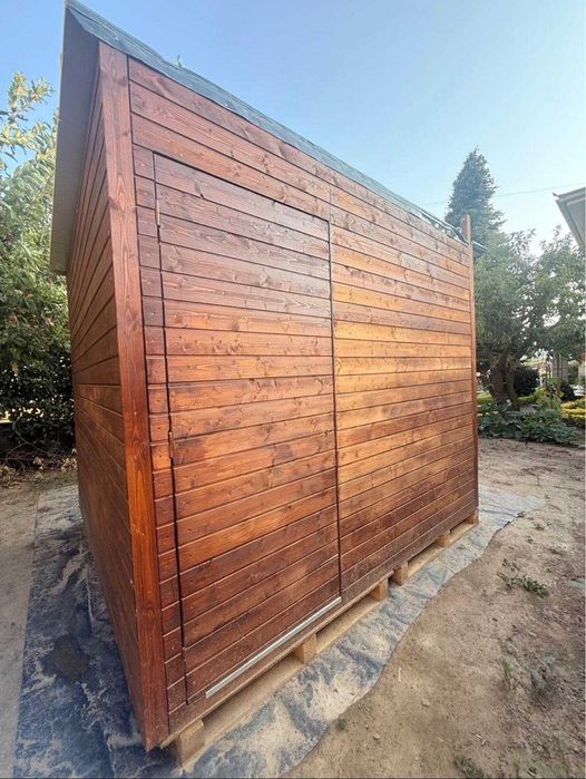 Casinha de madeira/Stand para venda