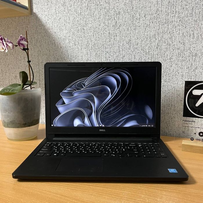 Ноутбук Dell Inspiron 15 з апгрейдом 3552 (I35P45DIL-K1) Чорний/Black