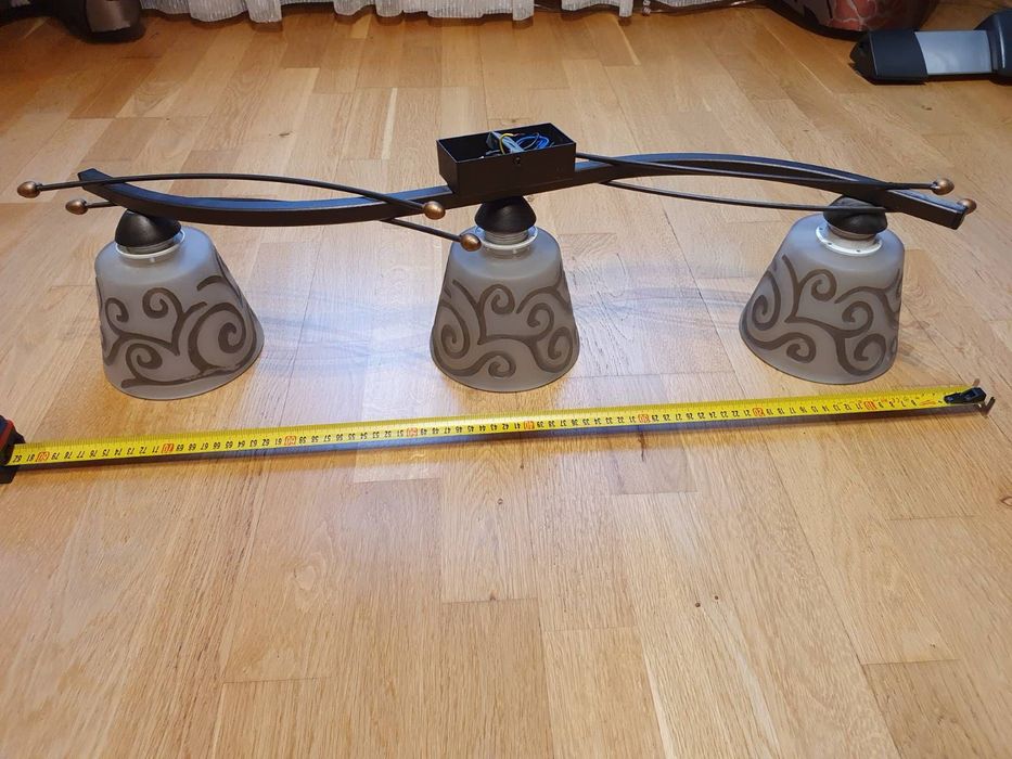 Lampa sufitowa E27 trzy klosze