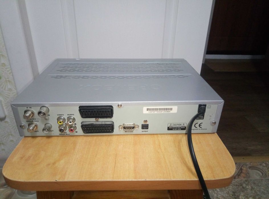 Продам супутникові тюнера OPENBOX