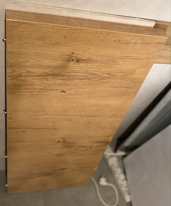 Stół okrągły 100 cm, z możliwoscią dostawki 40 cm.