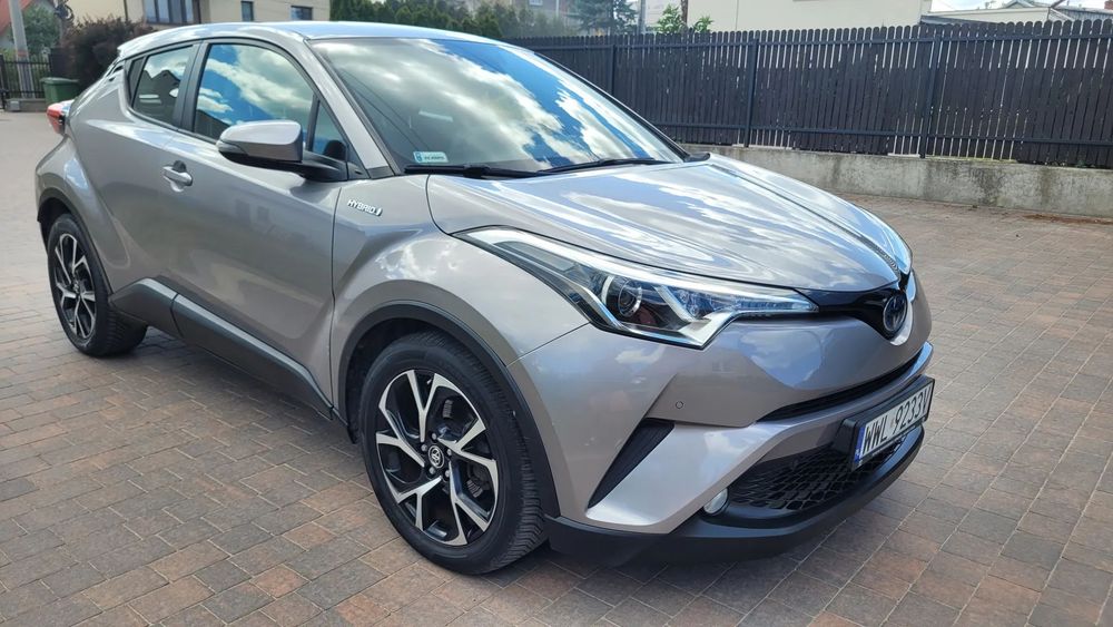 Toyota C-HR Toyota CHR salon Polska