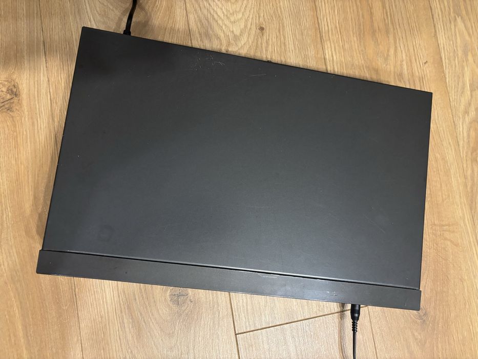 Odtwarzacz CD Technics SL-P277A