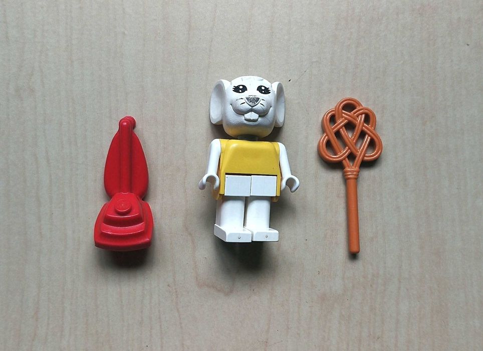 Lego Fabuland sets