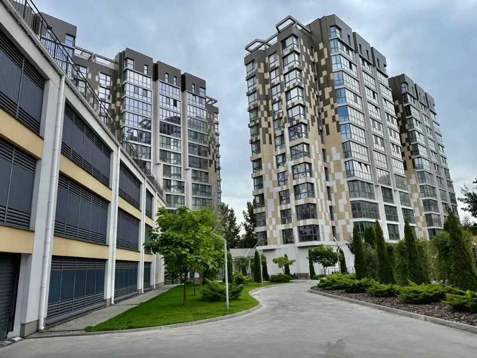3-кімнатна квартира ЖК Comfort City Рибінський новий ремонт Дафі