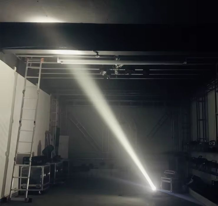 Moving head spot 60w feixe apertado