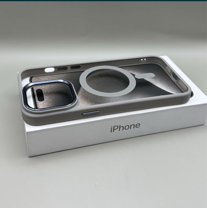 ОРИГІНАЛЬНІ СИЛІКОНОВІ,SPIGEN,UGREEN та інші чохли для айфон 15 про