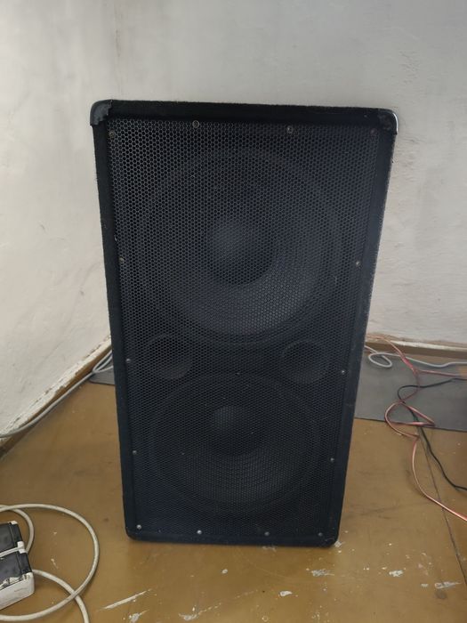 Kolumny basowe omnitronic