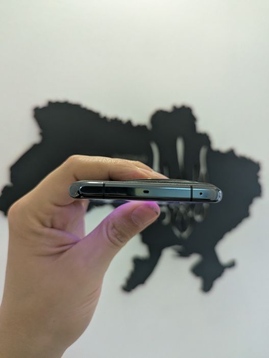 OnePlus 11 16/256gb. Neverlock