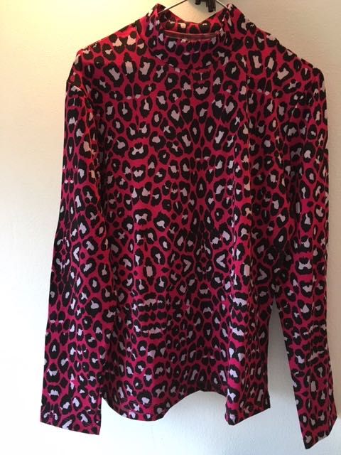 Camisola Rosa Licra Nova