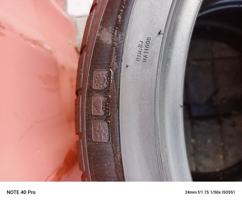 Opony 235/45/17 Tyfoon wielosezonowe