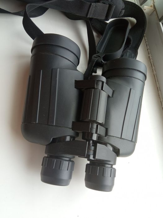 Оригінальний бінокль YUKON, новий з рідною сумкою.