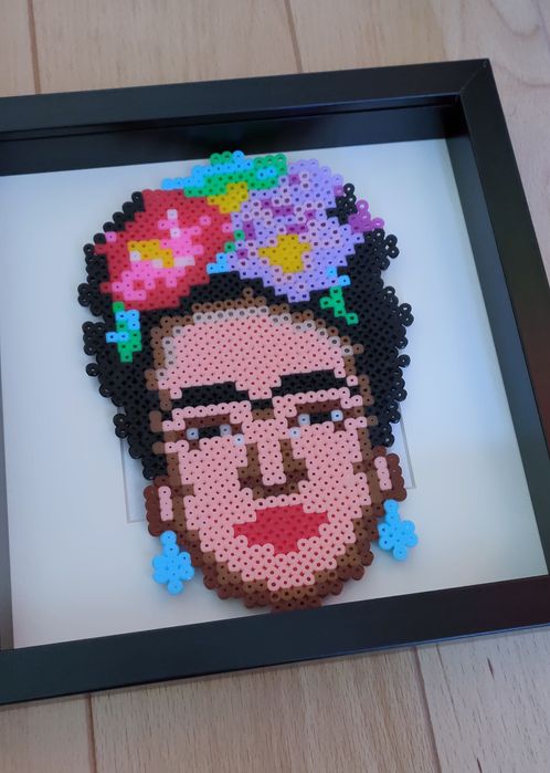 Quadro Frida Kahlo em Hama Beads