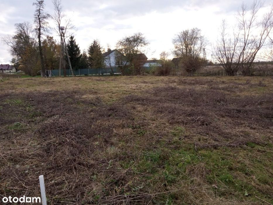 Działka budowlana w spokojnym miejscu