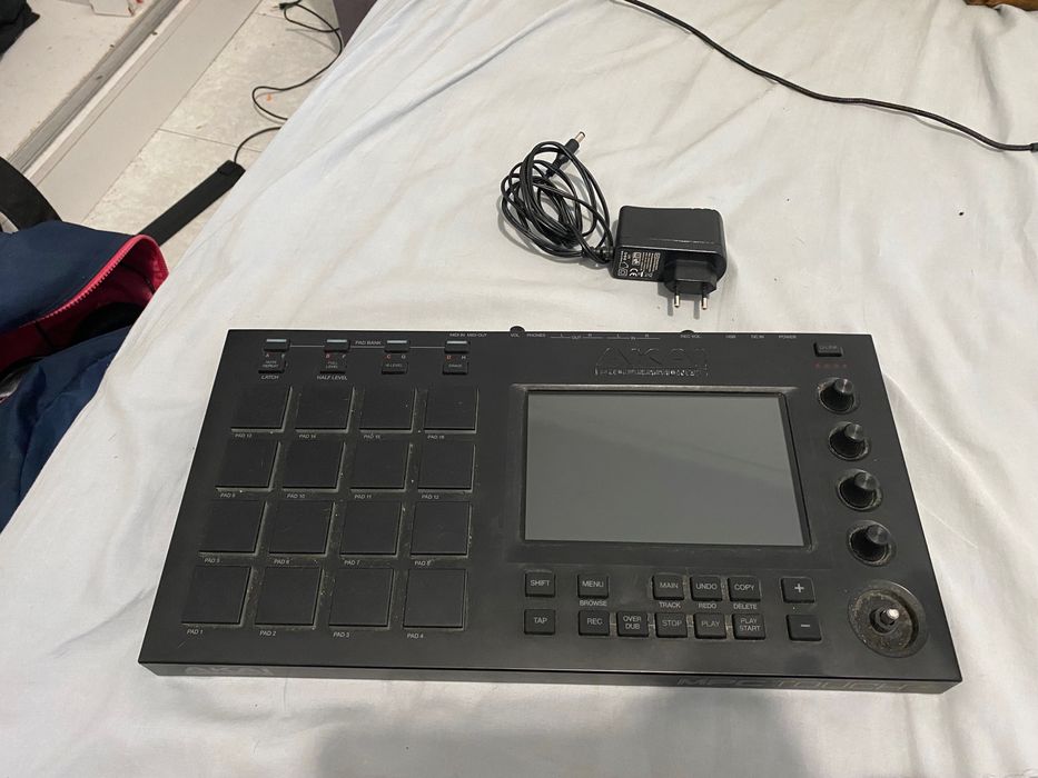 AKAI MPC Professional TOUCH