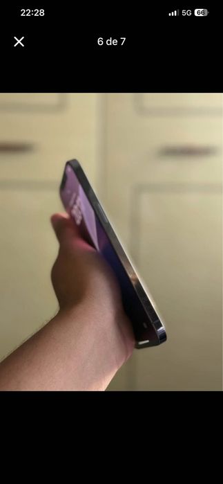Iphone 12 Pro max vendo barato tem um trinco pequeno numa camera traseira funcionando perfeitamente