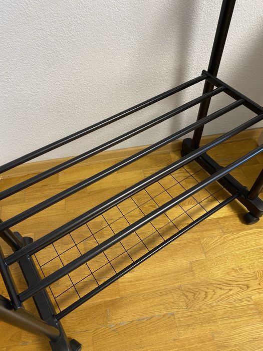 Вішалка пересувна JYSK подвійна в ідеальному стані