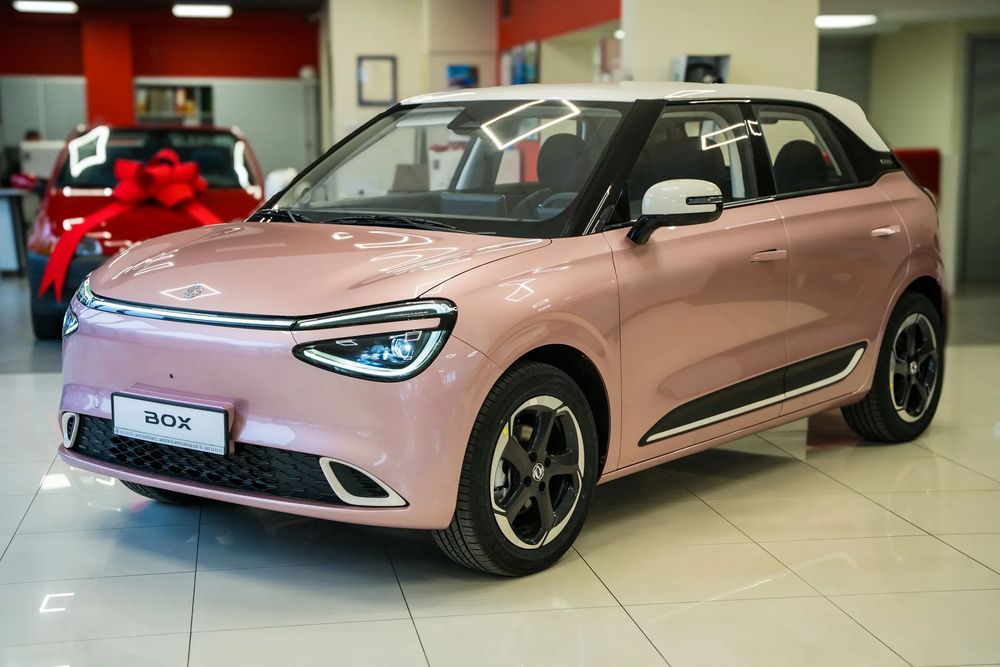 Dongfeng Box BOX | Różwy + biały dach | Nowy |