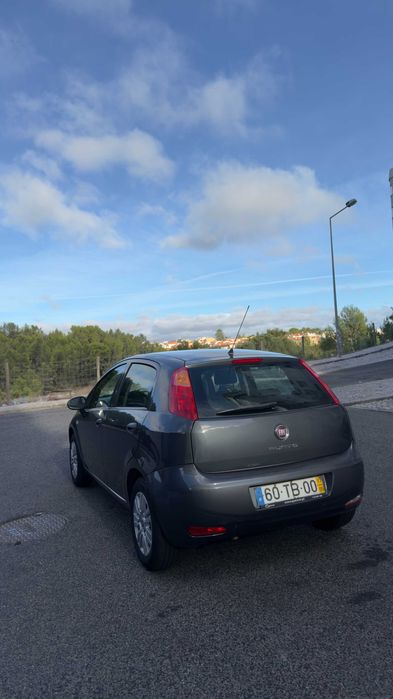 Fiat Punto 1.2 Versão: City | Gasolina Viatura Nacional | Ano 2017 — photo 4