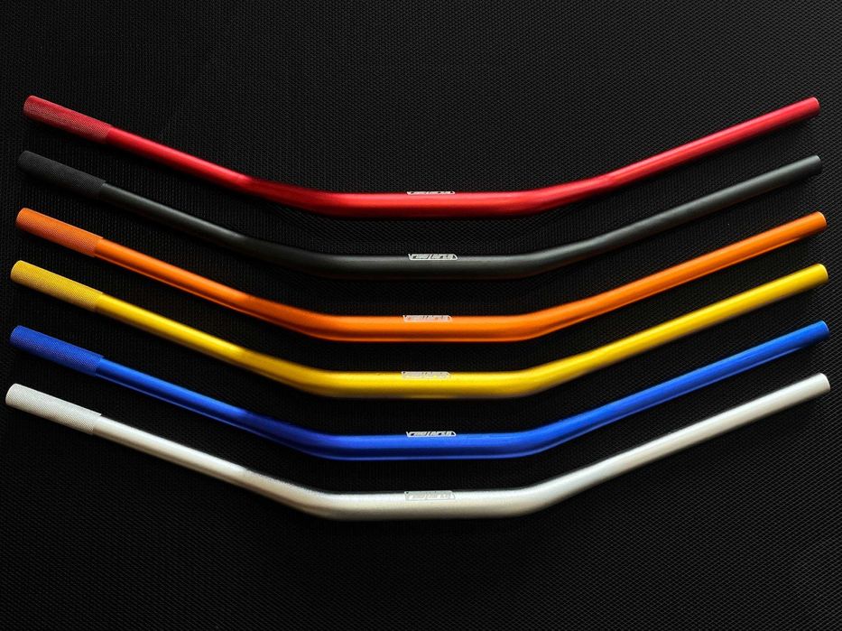 Руль на мотоцикл ProTaper 28-22мм. Мото руль алюминиевый Протапер 80см