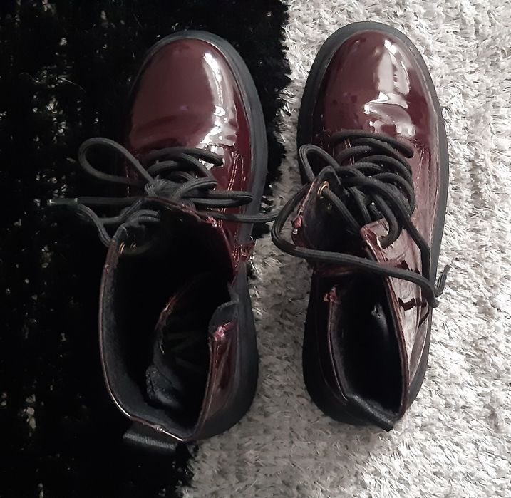 Botas ZARA Bordeaux cano baixo 33