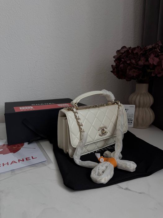 Сумка у стилі Chanel