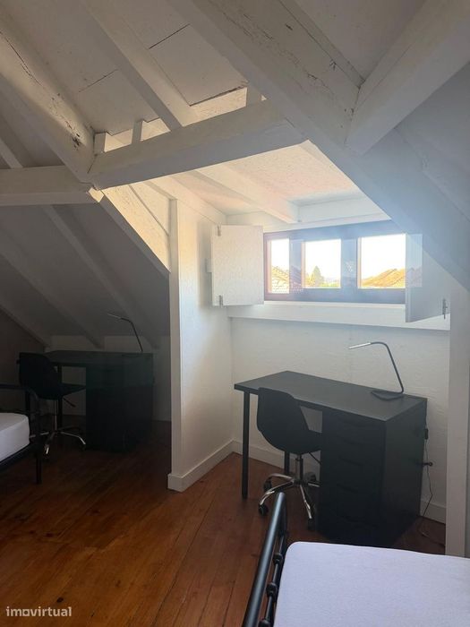 QUARTO c/ Ar Condicionado | Ao Amial (Paranhos)