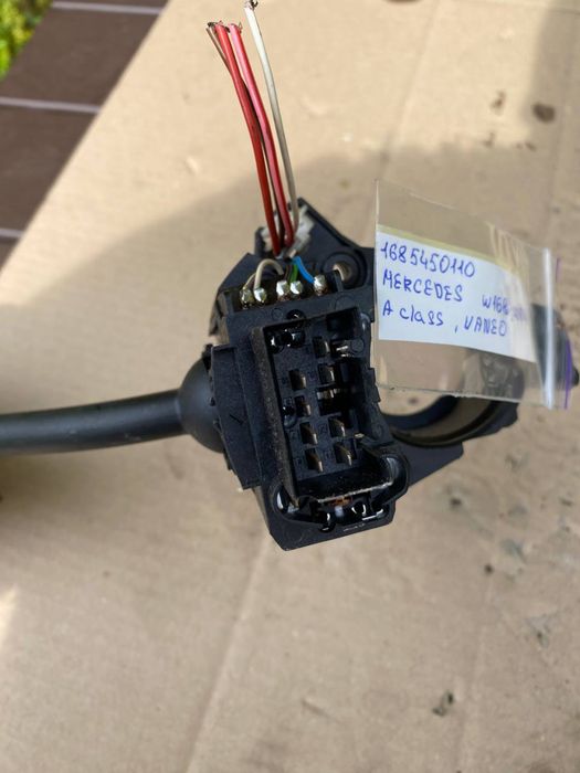 Підрульовий перемикач Mercedes W168 W414 Vaneo 1685450110