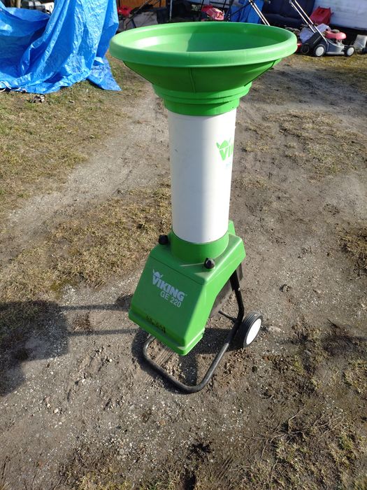 Rębak rozdrabniacz do gałęzi Viking GE220