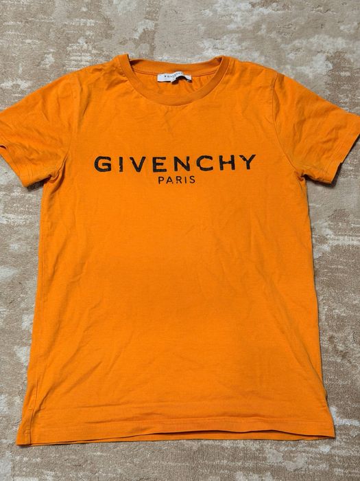 футболка givenchy
