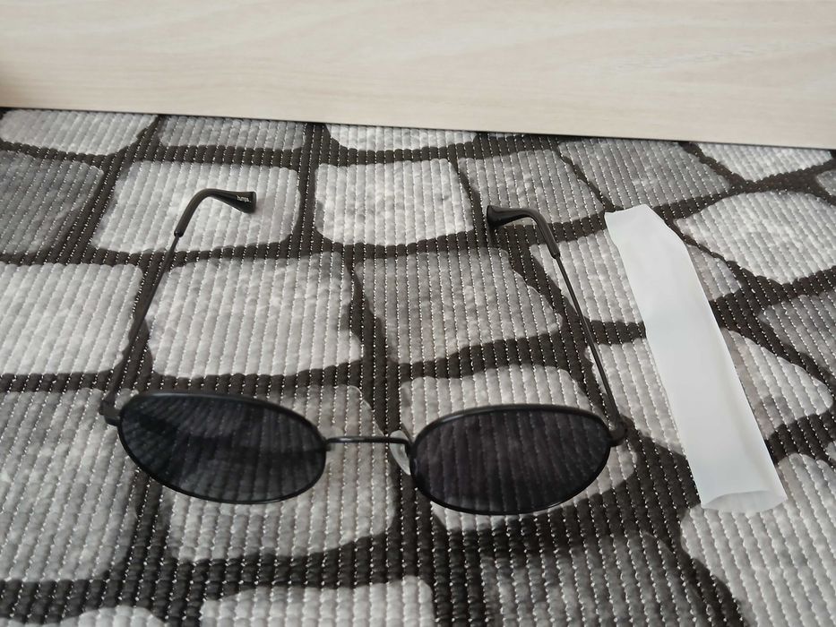 oculos de sol pretos humps optics armação metálica