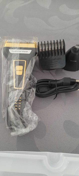 Máquina de Barbear 3 em 1