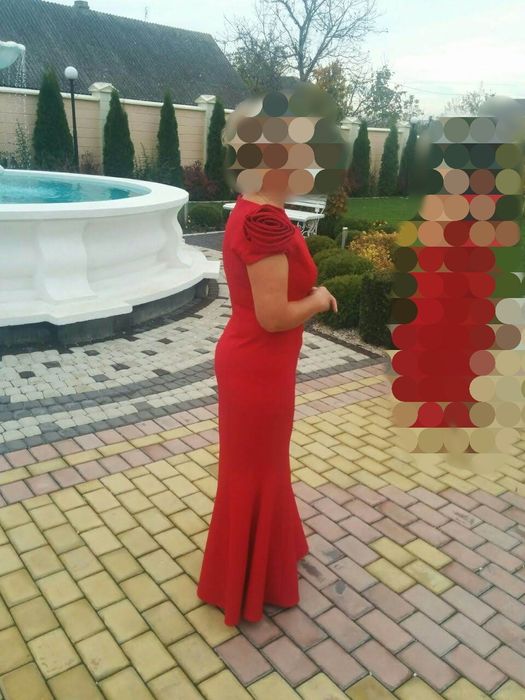 Плаття довге вечірнє