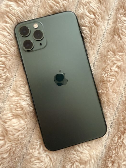 Продам IPhone 11 Pro