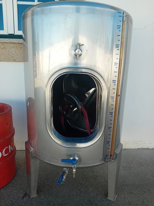 Cuba de Inox e  barril