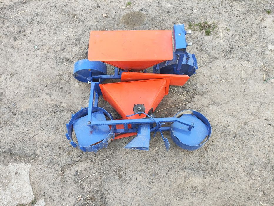 Сіялка овочева 2