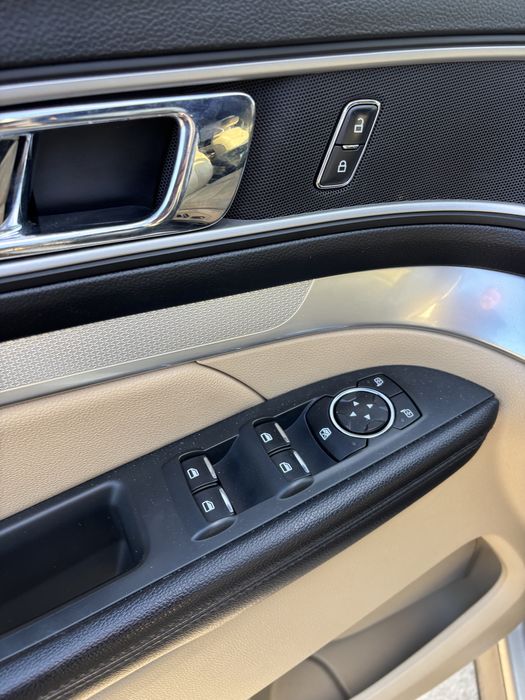 Форд Єксплорер XLT 2017