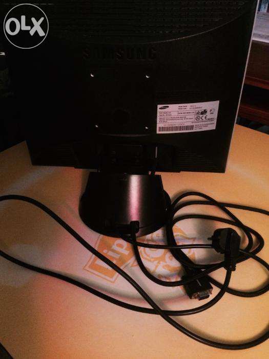 Monitor Samsung SyncMaster 152v