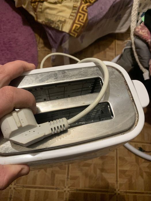 Продам робочий тостер