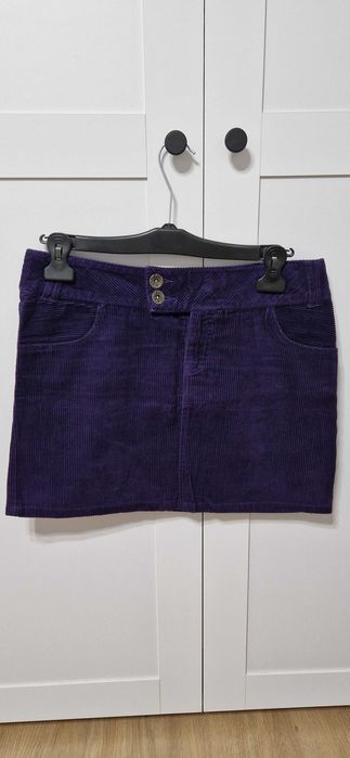 Spódnica mini w kolorze fioletowym ze sztruksu