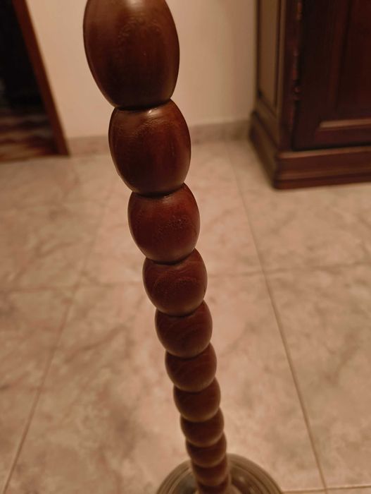 Cinzeiro de pé para sala usado