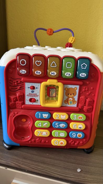 розвиваючий куб Vtech Alphabet Activity Cube