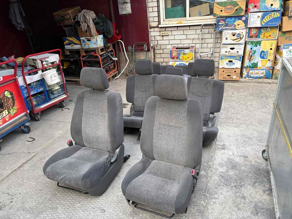 салон в зборii прадо 120