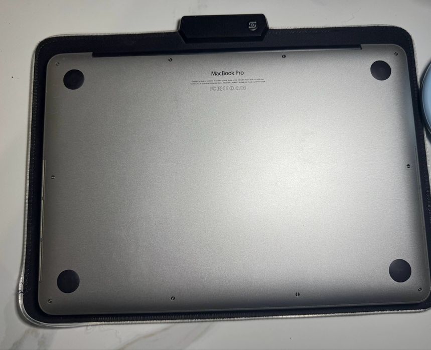 MacBook pro 13 mid 2014 8/512