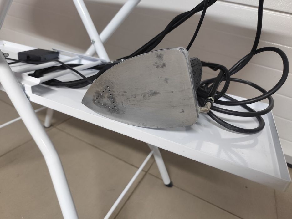 Ferro/tábua de Engomar com Caldeira de Cobre – Profissional